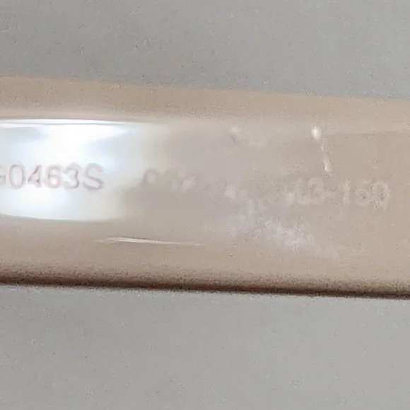 Gucci Black and Red Designer Sunglasses - Picture 9 of 10